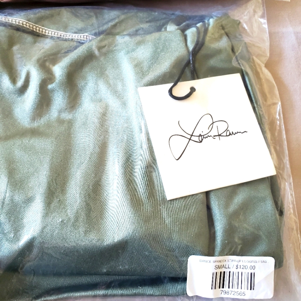 Stirrup Leggings by Laina Rauma